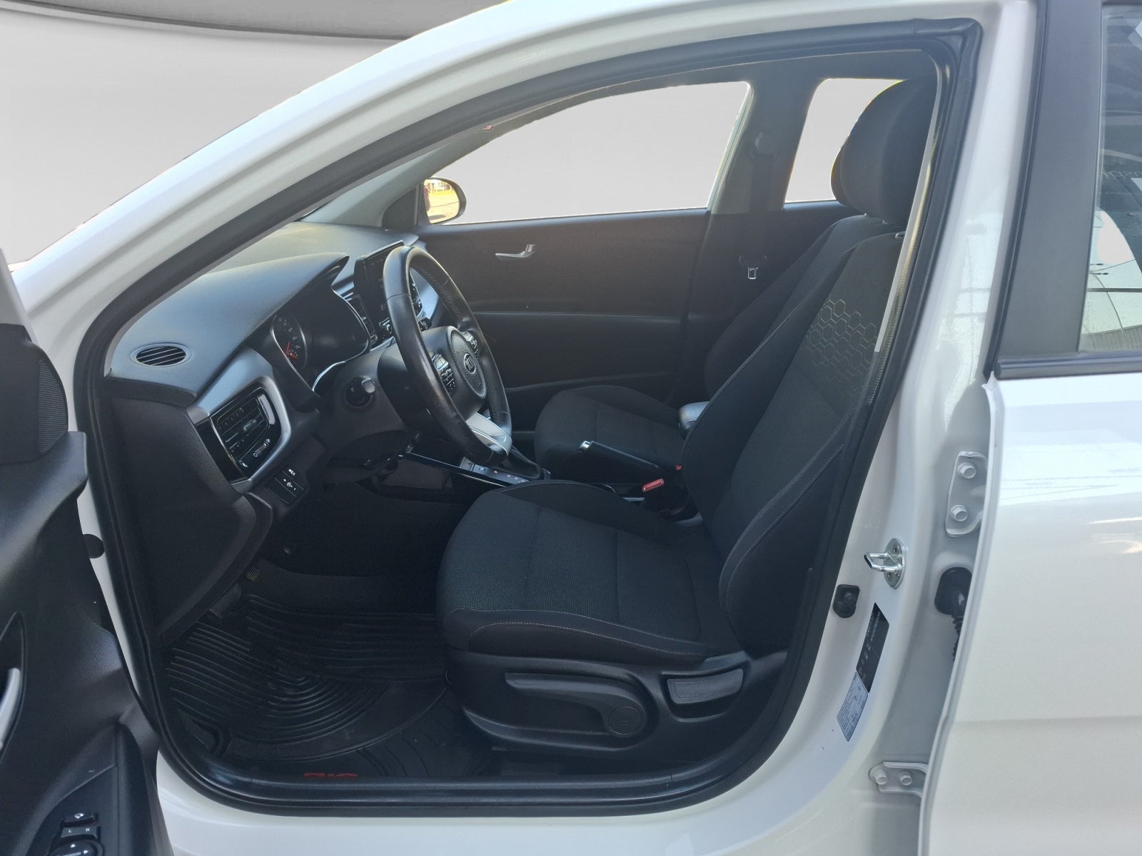 2021 Kia RIO EX TA