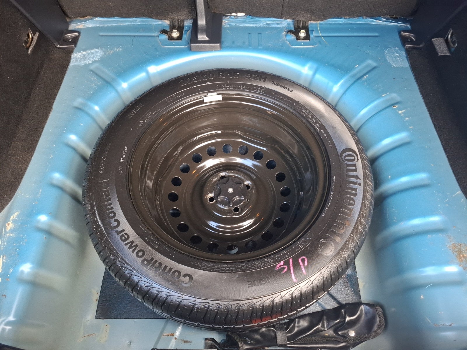 2024 Nissan KICKS PLAY ADVANCE 1.6 LTS CVT 24