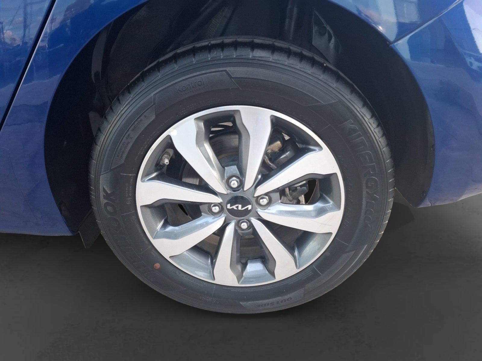 2023 Kia RIO LX TA