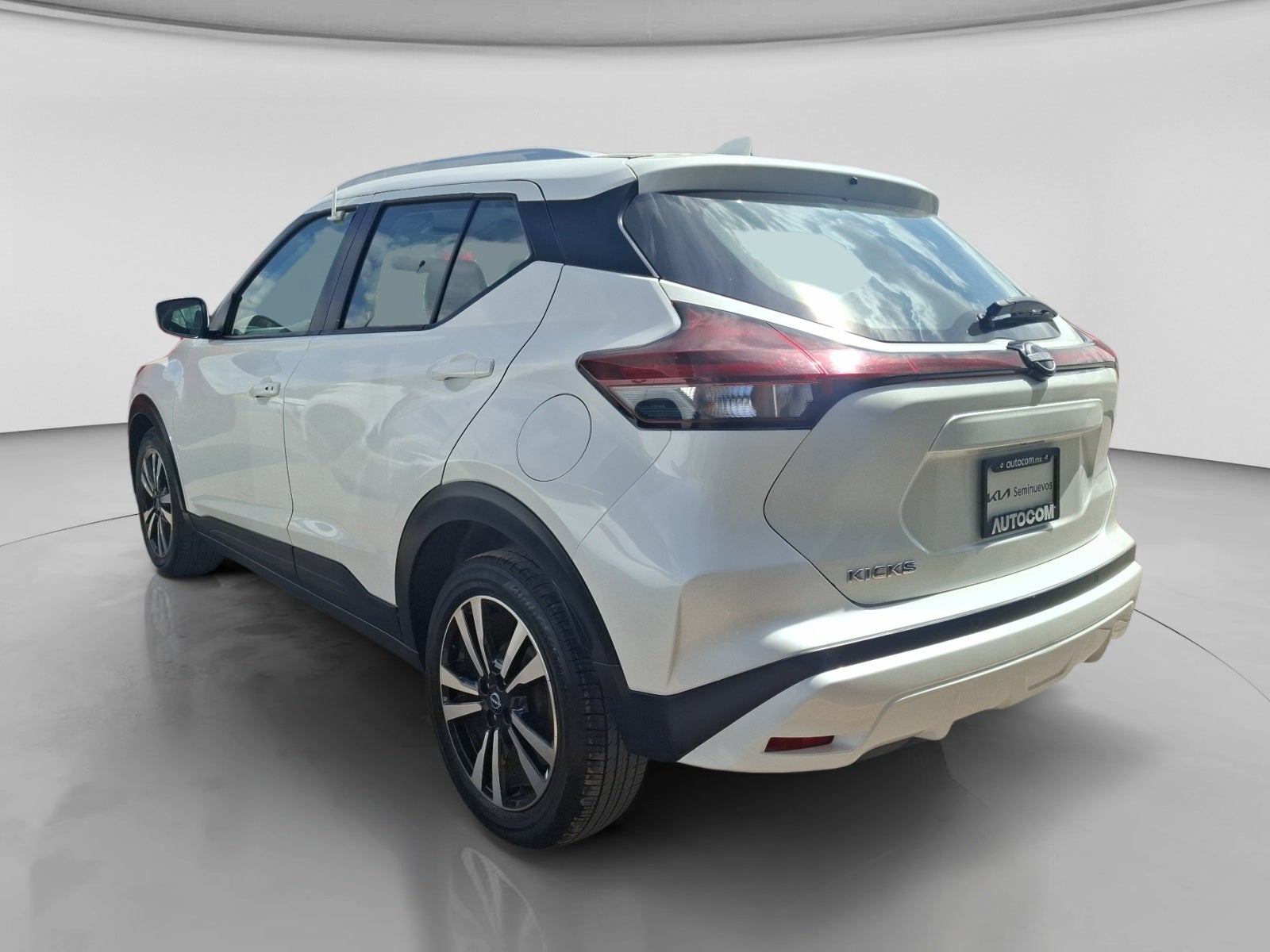 2024 Nissan KICKS PLAY ADVANCE 1.6 LTS CVT 24