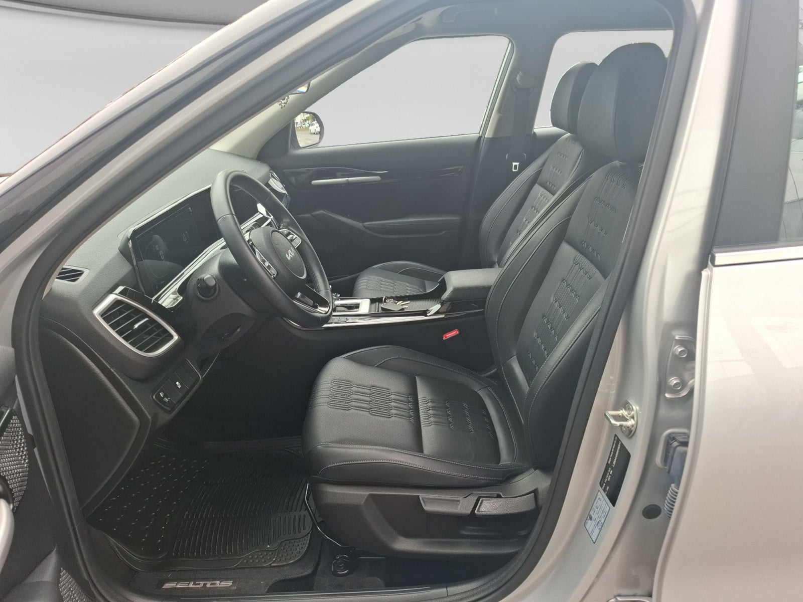 2025 Kia SELTOS EX PACK