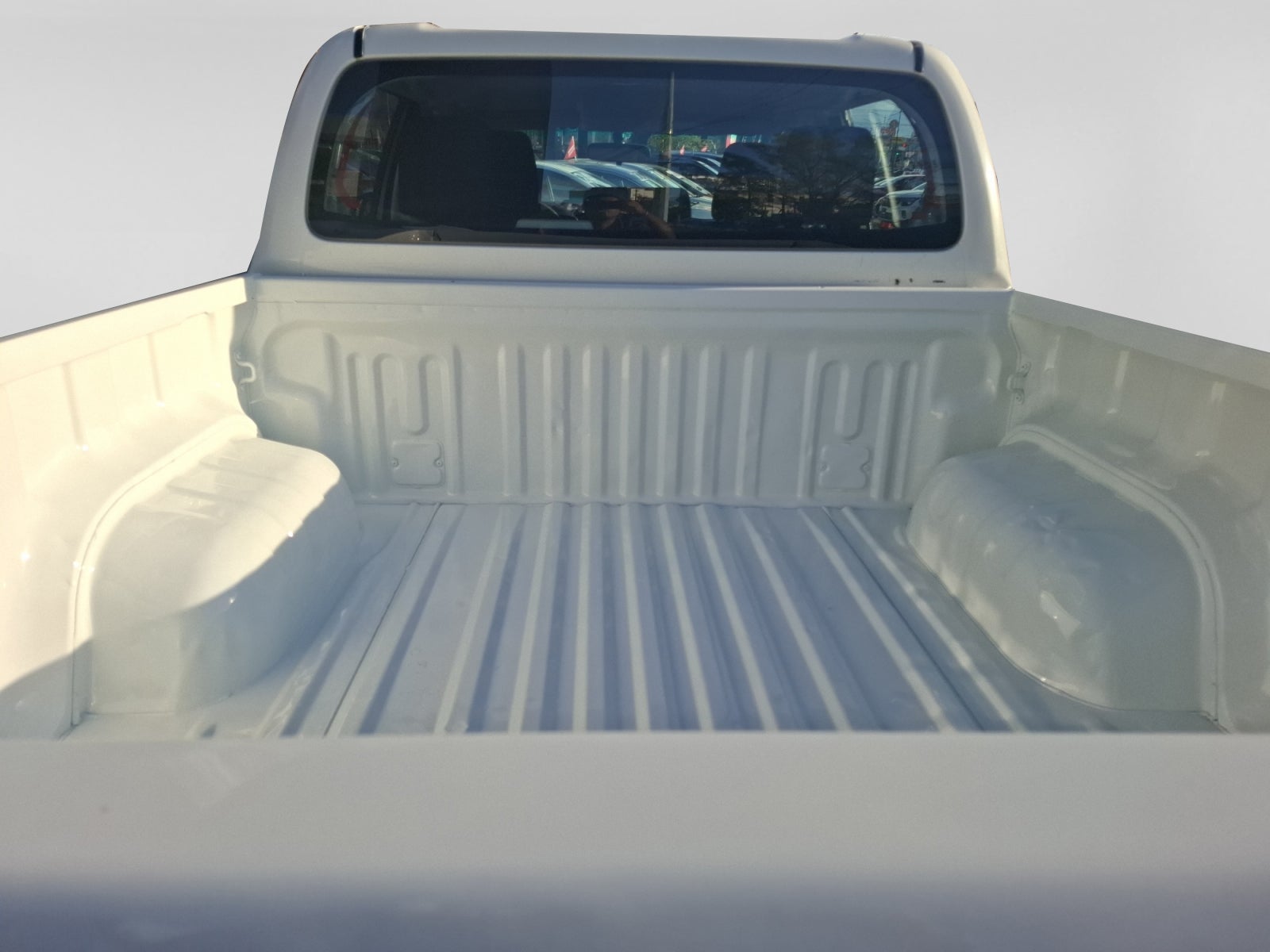 2023 Toyota HILUX D-CAB BASE