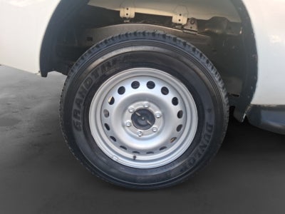 2023 Toyota HILUX D-CAB BASE