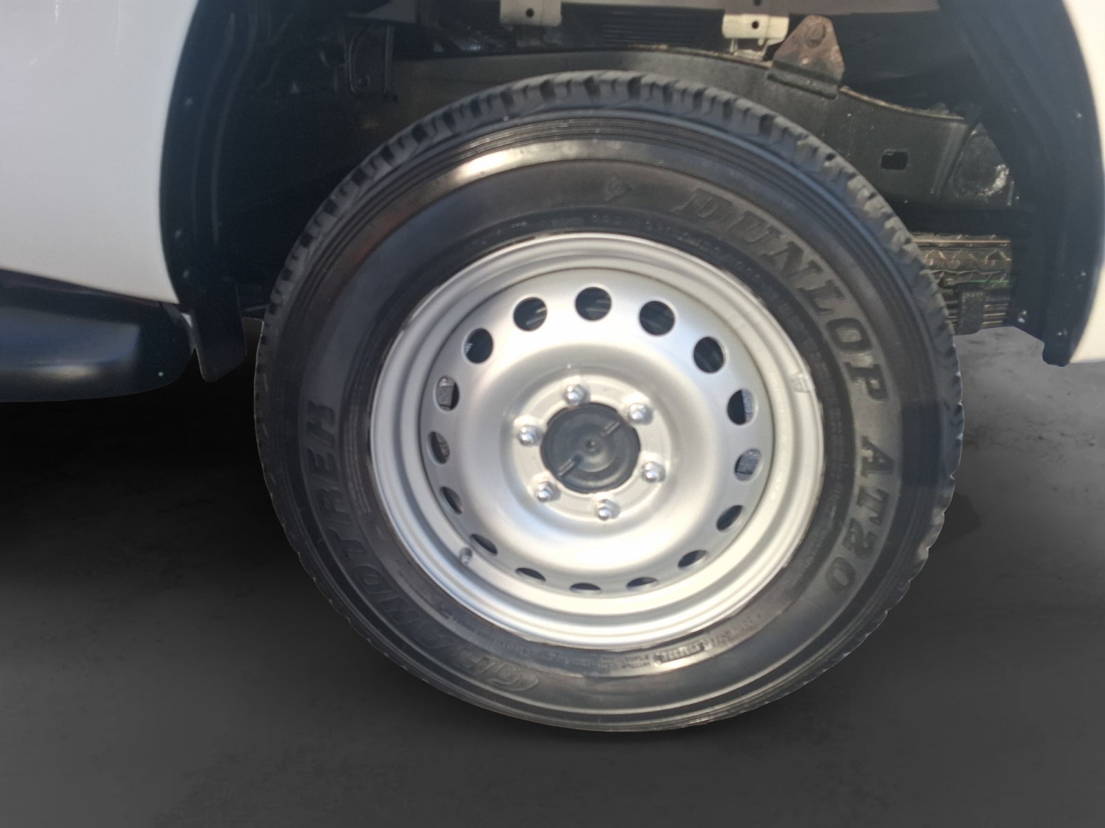 2023 Toyota HILUX D-CAB BASE